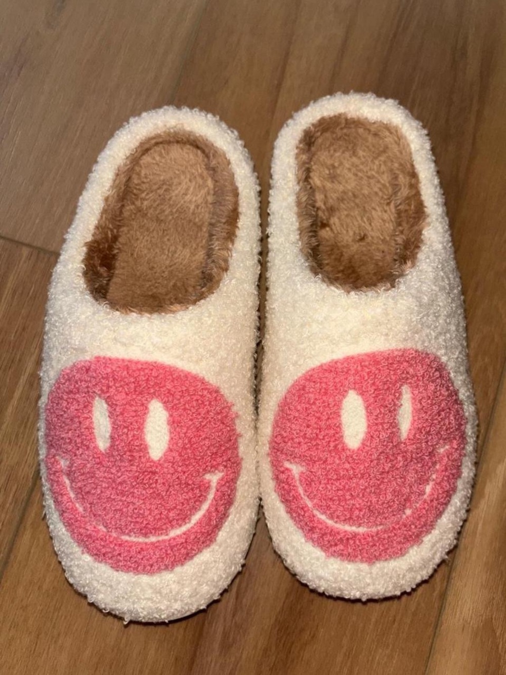 Preppy Smiley Face Slippers